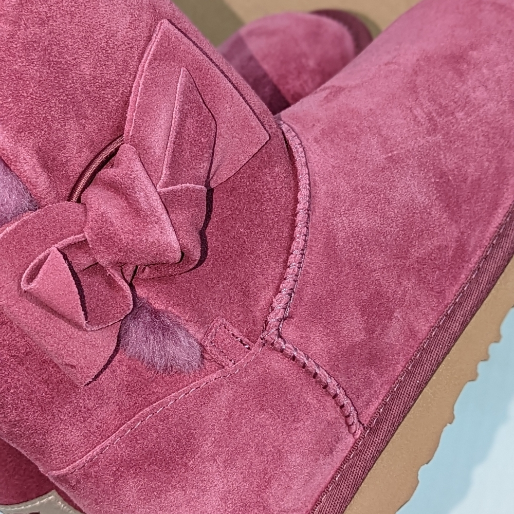 UGG Daelynn Sheepskin Boots Purple Suede 1118538K